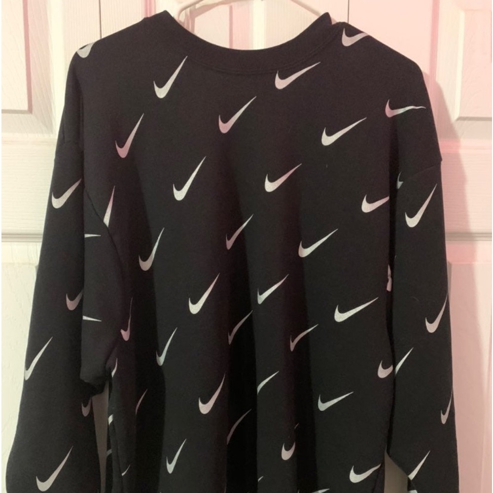 Nike set - Picture 2 of 2